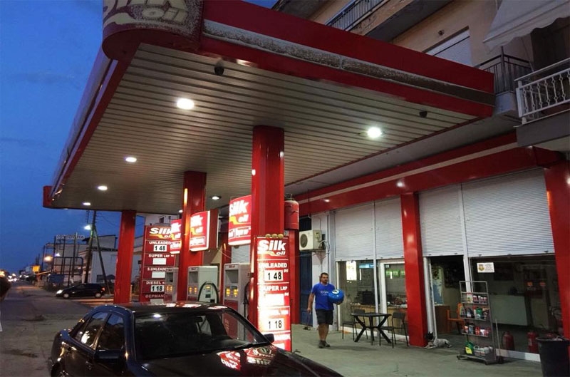 &Kappa;&omega;&nu;&sigma;&tau;&alpha;&nu;&tau;ό&sigmaf; - SILK OIL